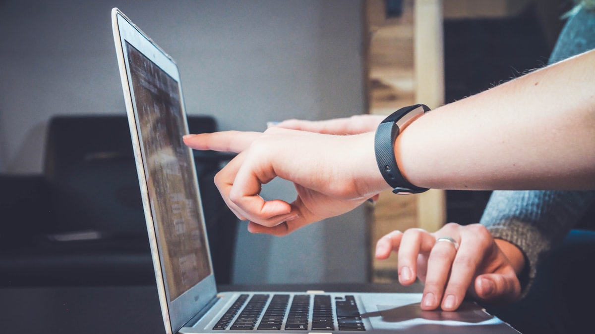 Analyzing service call data for customer insights